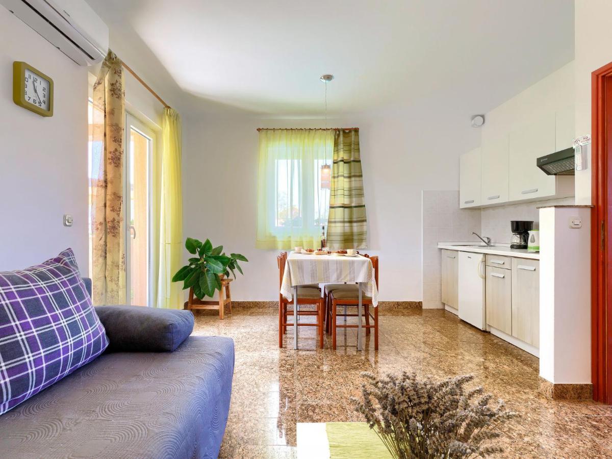 Holiday Home House Eric&Paolo By Interhome Pula Exterior foto