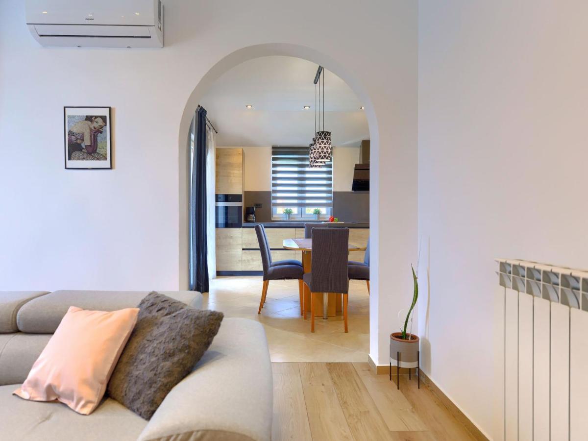 Holiday Home House Eric&Paolo By Interhome Pula Exterior foto
